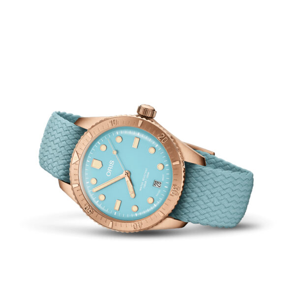 Oris Divers Sixty-Five · Cotton Candy · 38mm · Cadran Rose · Bracelet Perlon — vue 2