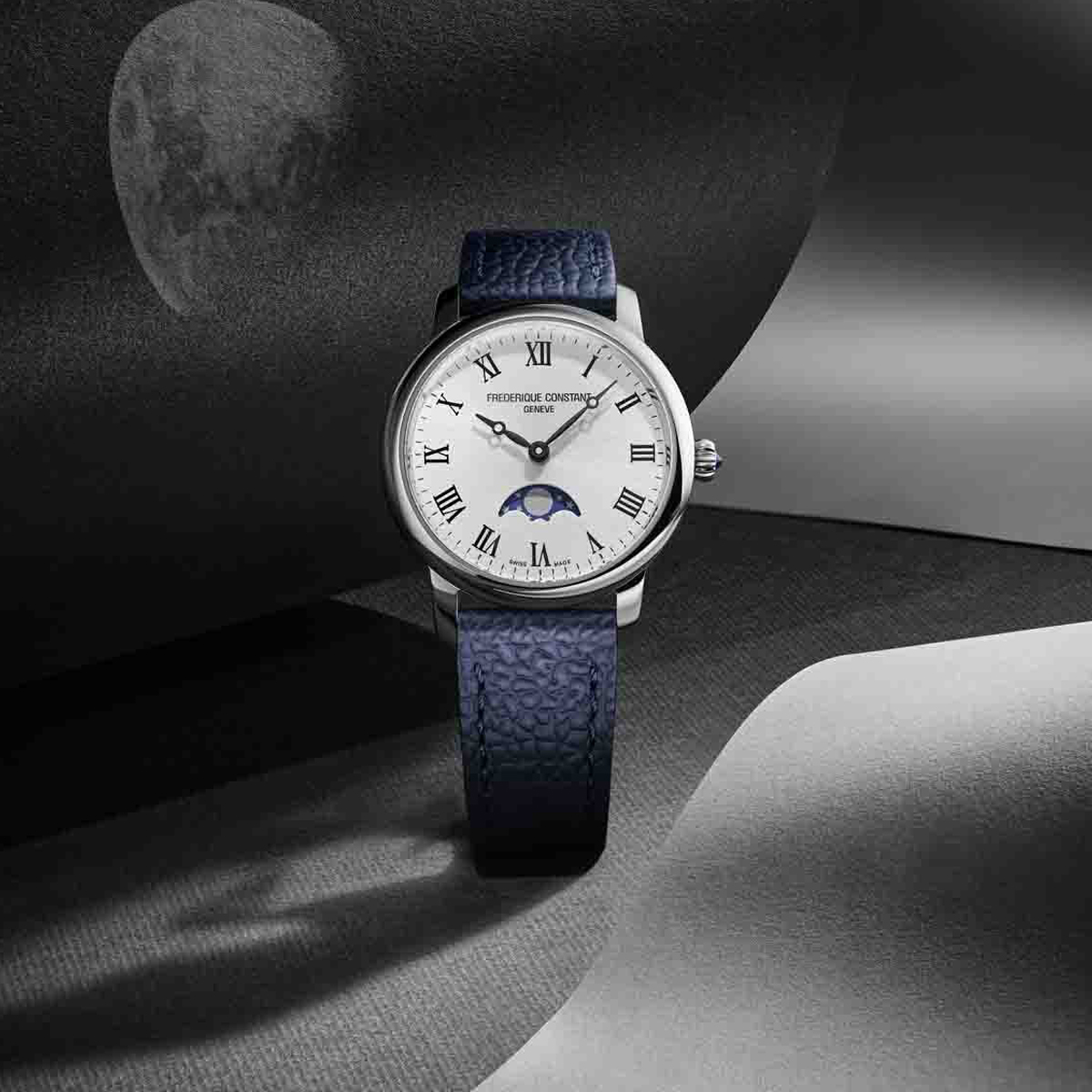 Frédérique Constant Slimline Moonphase · Automatique · Dame · Cadran Rose · Cuir Rose — vue 4