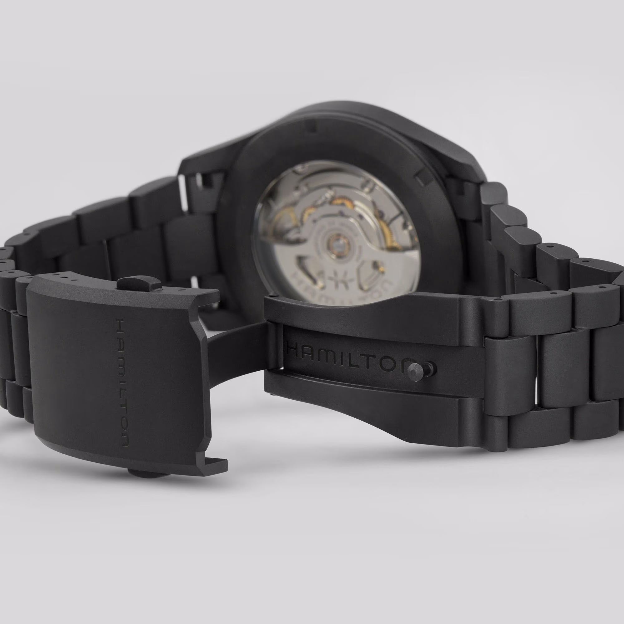 Hamilton Khaki Field Titanium · PVD Noir · 38mm · Cadran Noir · Bracelet Titane — vue 4