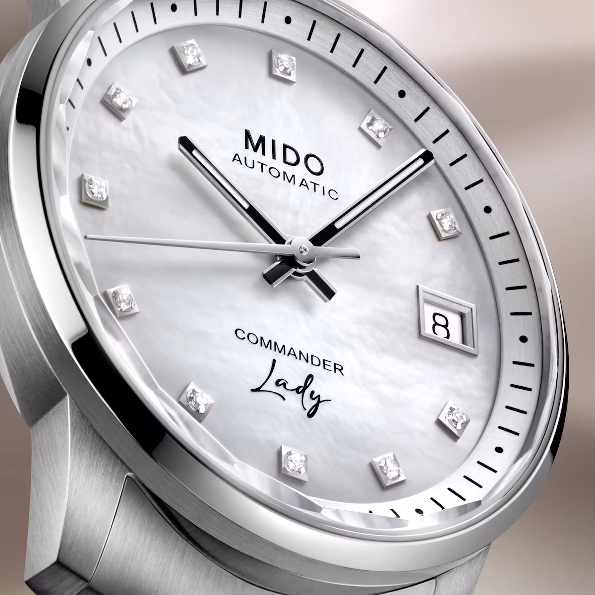 Mido Commander Lady · 35mm · Cadran Nacre · 11 Diamants · Bracelet Acier — vue 3
