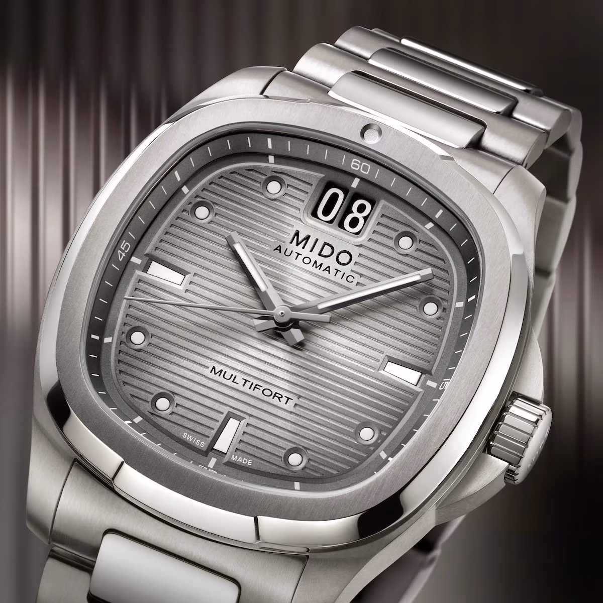 Mido Multifort TV Big Date · Titane · Cadran Gris · Bracelet Titane · 39.2x40mm — vue 4